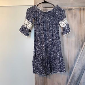 Floral off the shoulder blue/white dress